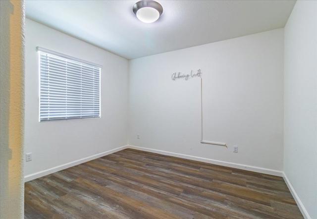1367 Santini Avenue, Manteca CA: https://media.crmls.org/mediaz/5640e378-ea84-462f-b44c-1c04d31bb594.jpg