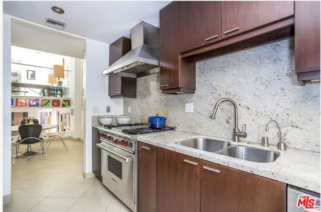 1033 Carol Drive, T9 photo 8
