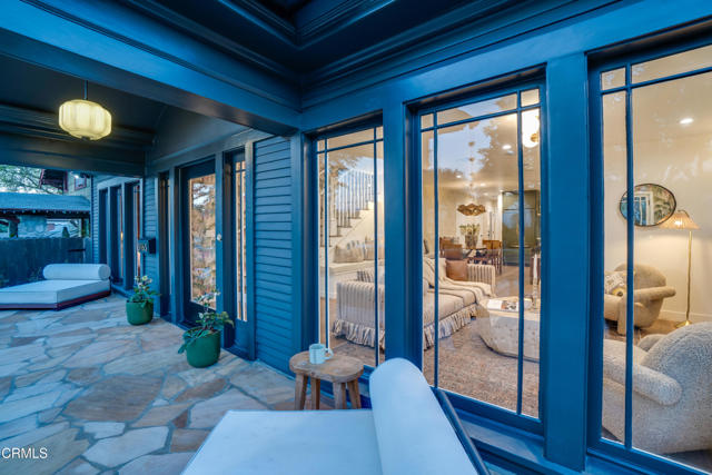 5163 Highland View Avenue, Los Angeles CA: https://media.crmls.org/mediaz/5643a96b-ff8c-427d-86ac-f5a297a67be2.jpg