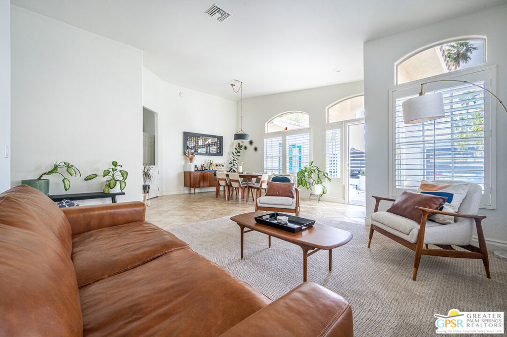 68210 Bella Vista Road