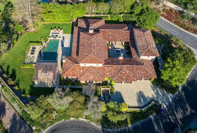 4258 Via Ravello, Rancho Santa Fe CA: https://media.crmls.org/mediaz/5645492d-0f7d-4b1b-964f-6a8153d0585d.jpg