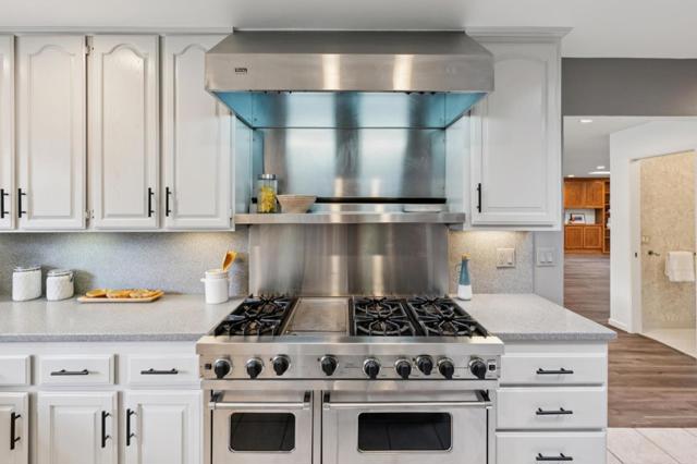 4083 Sunset Lane, Pebble Beach CA: https://media.crmls.org/mediaz/564564f1-e636-4d16-96bb-da0e5765da91.jpg