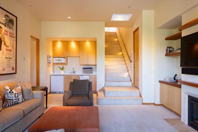 5473 Quail Meadows Drive, Carmel CA: https://media.crmls.org/mediaz/5645bbba-d020-4ee6-8efd-d85e1563aa58.jpg