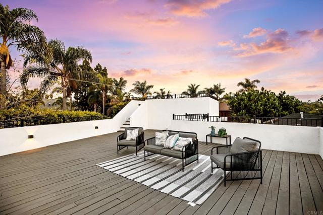 Detail Gallery Image 16 of 60 For 1513 California St, Oceanside,  CA 92054 - 5 Beds | 4 Baths