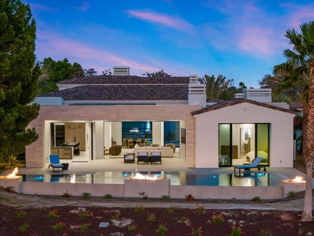53603 Via Mallorca, La Quinta CA: https://media.crmls.org/mediaz/56462fd4-5e98-42ce-bf87-2a2717a1170c.jpg