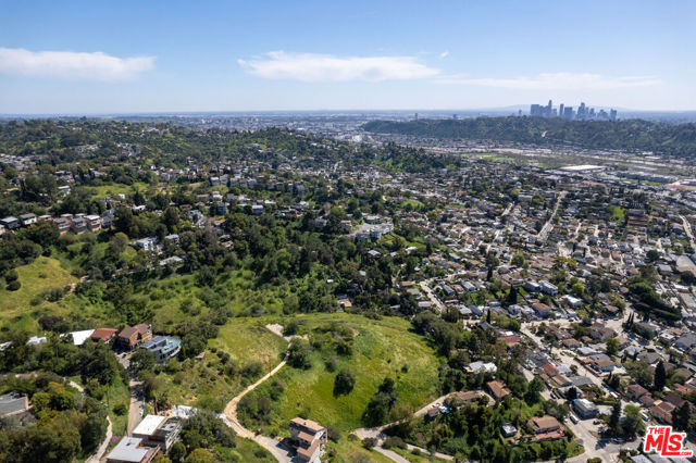 3566 N Paseo Drive, Los Angeles CA: https://media.crmls.org/mediaz/564699a7-ac9d-4df0-acb4-64db43251087.jpg