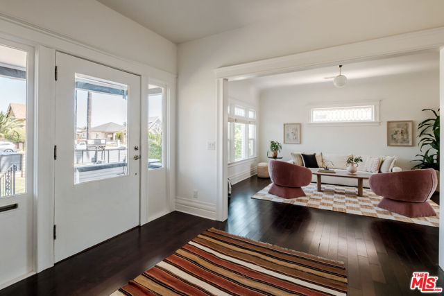 2907 Halldale Avenue, Los Angeles CA: https://media.crmls.org/mediaz/56469a3a-066f-4625-9739-d9956a4610bb.jpg