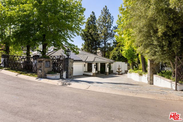 1481 Kingston Circle, Westlake Village, California 91362, 4 Bedrooms Bedrooms, ,3 BathroomsBathrooms,Single Family Residence,For Sale,Kingston,24388289