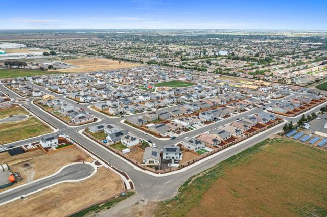 2224 Greenhorn Road, Patterson CA: https://media.crmls.org/mediaz/5647b670-ee25-4eef-b735-7488d5ee10c9.jpg