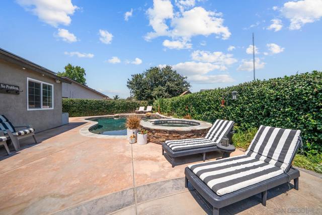 10263 Avenida Real, Lakeside CA: https://media.crmls.org/mediaz/5647bc0f-7de5-4c18-9de5-bf9f5937f0bf.jpg