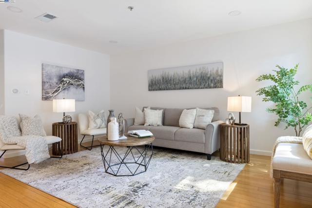2649 San Pablo Ave, Berkeley CA: https://media.crmls.org/mediaz/5647dc7f-c7cf-4e52-8e29-b055d4940eb5.jpg