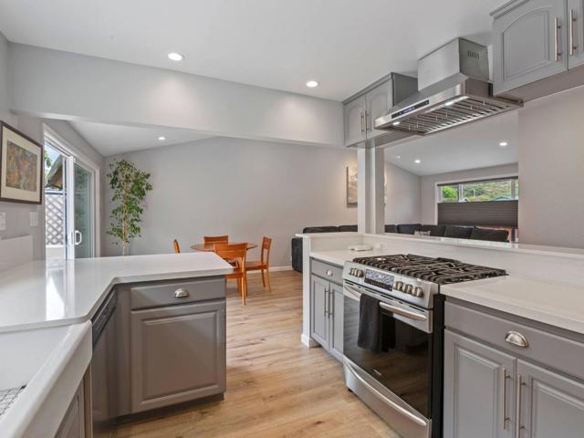 1415 LInda Mar Boulevard, Pacifica CA: https://media.crmls.org/mediaz/56482630-2c67-46e5-ad28-1a2b760923ee.jpg