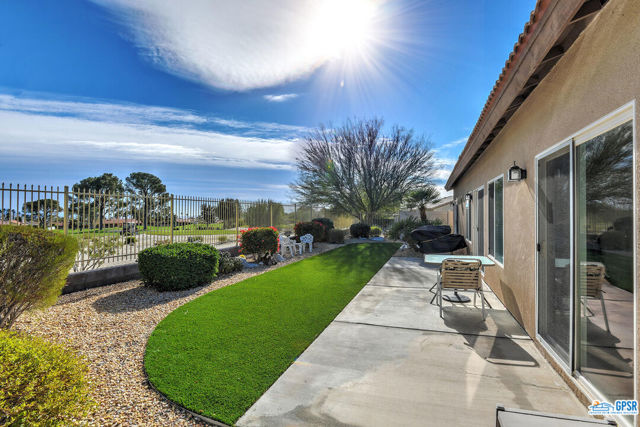 9122 SILVER STAR Avenue, Desert Hot Springs CA: https://media.crmls.org/mediaz/564a0786-1180-4d9c-83af-0f9454b707d7.jpg