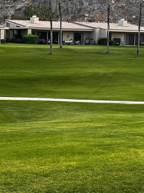 46330 Dove Road, Indian Wells CA: https://media.crmls.org/mediaz/564a31e6-46cc-44d3-876c-ddd88ec30774.jpg