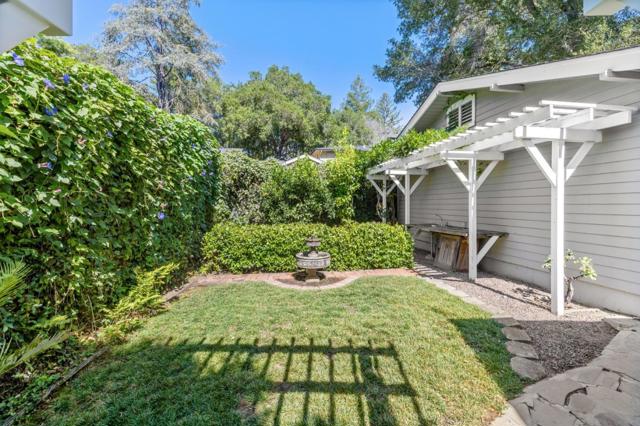 327 Bachman Avenue, Los Gatos CA: https://media.crmls.org/mediaz/564ac600-28ba-4ac6-98ea-b78f2abcb875.jpg