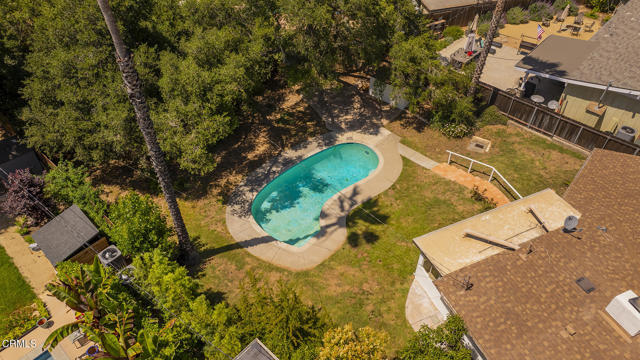 1853 Country Place, Ojai CA: https://media.crmls.org/mediaz/564ade70-968e-4742-9708-941281445efe.jpg