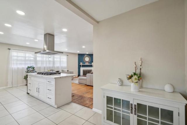 32027 Carroll Avenue, Hayward CA: https://media.crmls.org/mediaz/564b285b-77a0-4a67-85fb-3740156b7f91.jpg