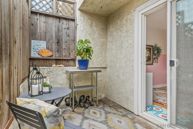 4320 Mentone St, San Diego CA: https://media.crmls.org/mediaz/564b6180-721f-475f-af29-9cea67ee5fd3.jpg