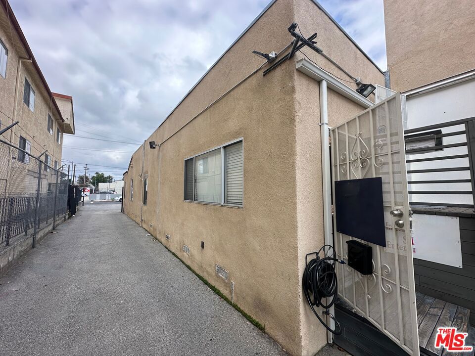 MLS #25484621 image #17