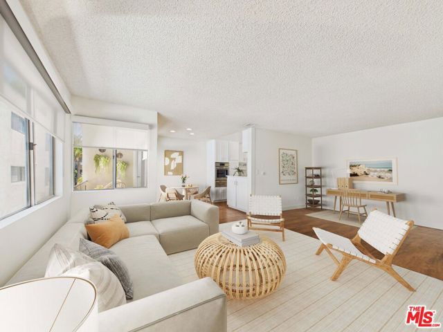 4573 Willis Avenue, Sherman Oaks CA: https://media.crmls.org/mediaz/564cff19-7d1d-4f40-99ee-ad81a09f7d42.jpg
