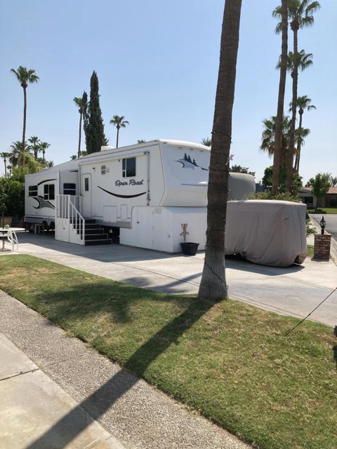 69411 Ramon Road, Cathedral City CA: https://media.crmls.org/mediaz/564d30e9-cf93-4f8d-9f03-a6edd5e2650f.jpg