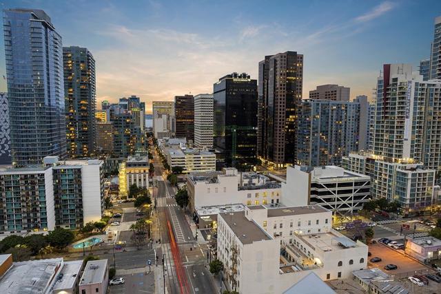 1080 Park Blvd, San Diego CA: https://media.crmls.org/mediaz/564d854b-8cc8-4187-a4e6-9b4bd0b38c2e.jpg