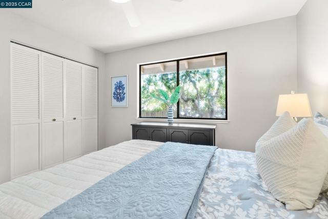 109 Bria Ct, Walnut Creek CA: https://media.crmls.org/mediaz/564e3a61-72e3-4feb-8021-b1f3b10f1312.jpg