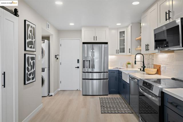 1130 Richmond ST, El Cerrito CA: https://media.crmls.org/mediaz/564eb19e-3e13-431d-8517-ad4f4a6d2082.jpg