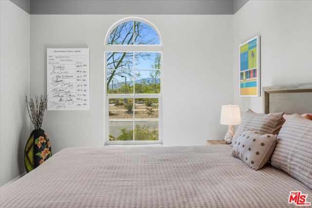 86 Burgundy, Rancho Mirage CA: https://media.crmls.org/mediaz/564f26ea-f9f4-415c-8c6e-3b585becc577.jpg