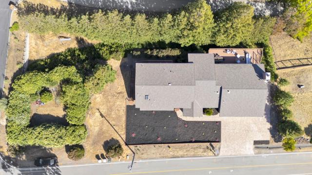 17151 Parkview Drive, Morgan Hill CA: https://media.crmls.org/mediaz/564f6a13-0af6-4860-a0e6-86826b7a22ea.jpg