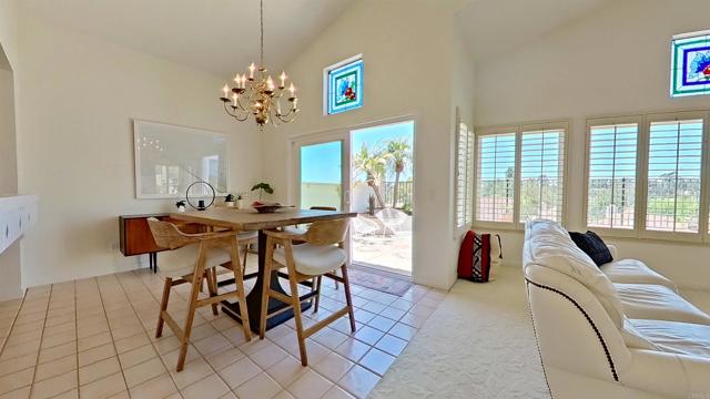 1265 Camino Lorado, San Marcos CA: https://media.crmls.org/mediaz/564fdb45-fb43-4a69-b6e7-f554769e876f.jpg