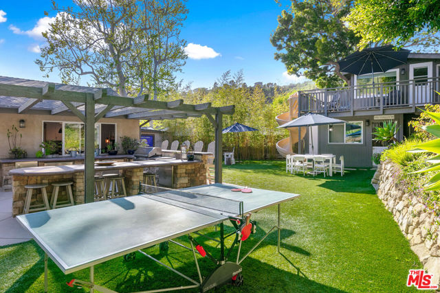 30603 El Sueno Drive, Malibu CA: https://media.crmls.org/mediaz/5650f8d9-128c-4529-aca7-8f9258f23b84.jpg