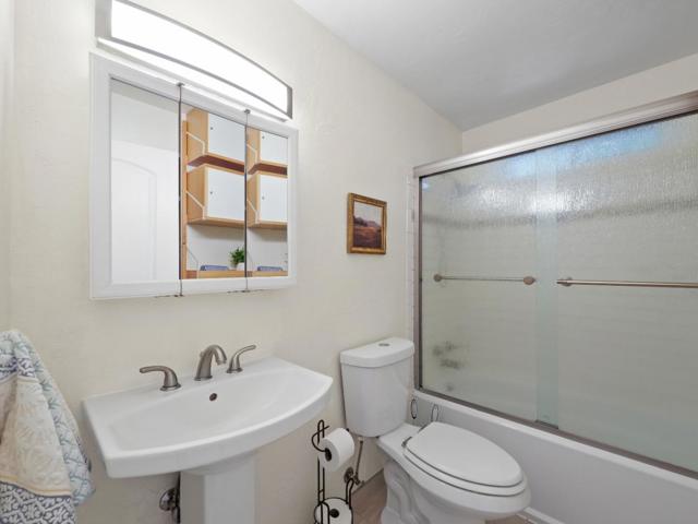 11660 Edgewood Drive, Felton CA: https://media.crmls.org/mediaz/56516e60-829f-414b-931d-c442dd9c5650.jpg