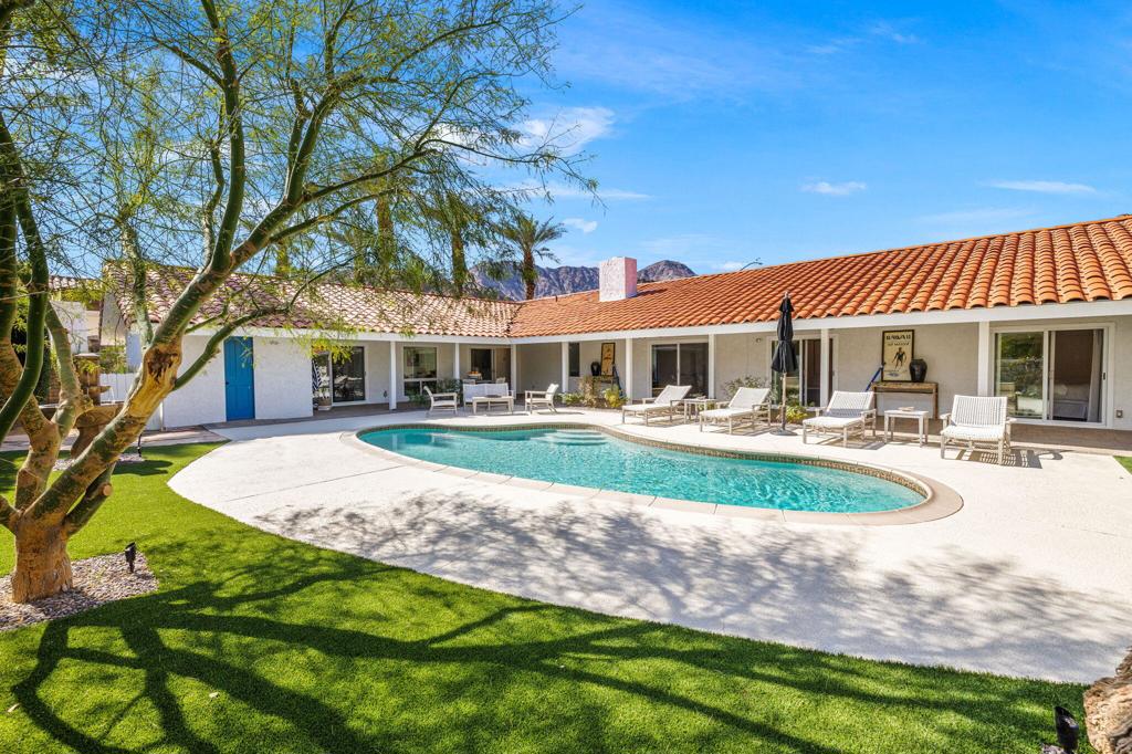 48890 Eisenhower Drive