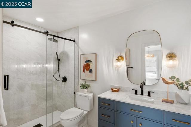 374 James Bowie Ct, Alamo CA: https://media.crmls.org/mediaz/56534753-f313-41ce-8220-d7d455a08970.jpg