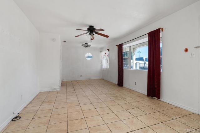 1141 Melham Ave. photo 4