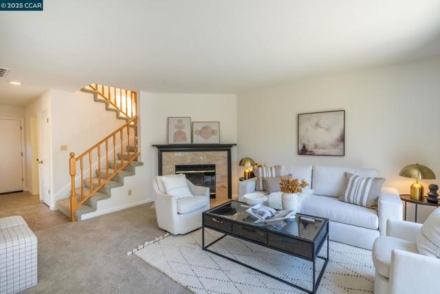 353 Winterwind Cir, San Ramon CA: https://media.crmls.org/mediaz/56548b6a-f590-48ad-8529-d0f874507d78.jpg