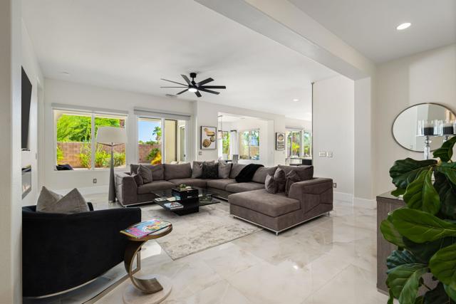 81207 Santa Rosa Court, La Quinta CA: https://media.crmls.org/mediaz/56552e4d-f108-45a8-abbe-b8f55ce66a66.jpg