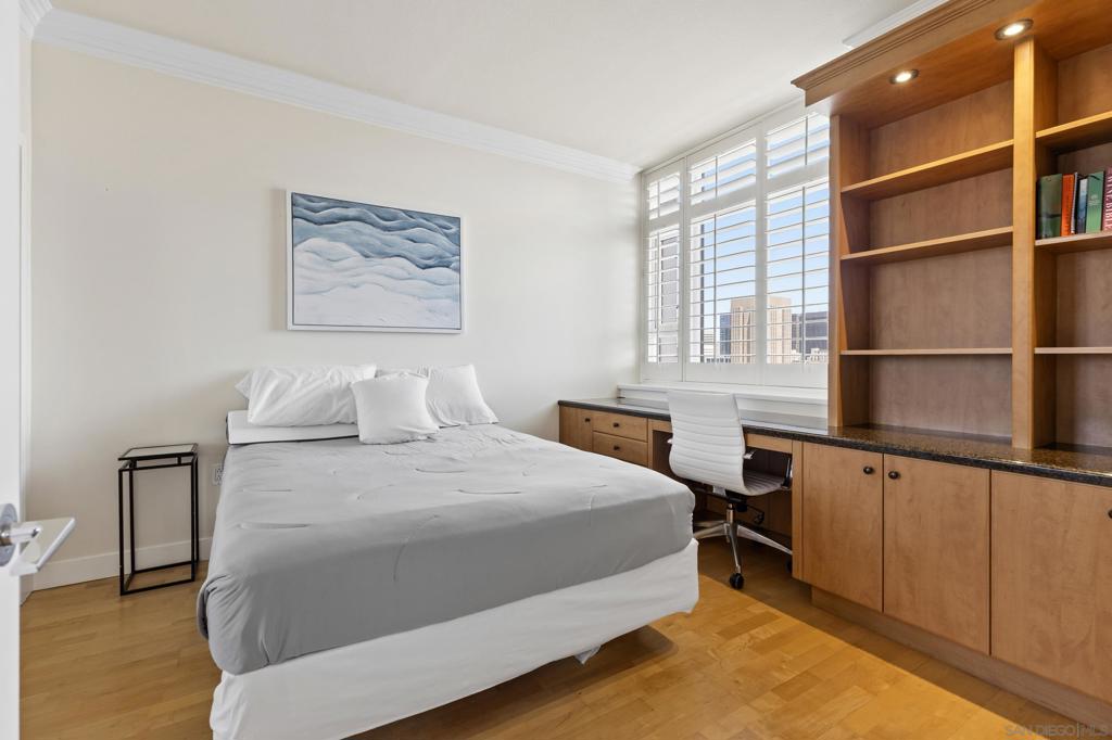 700 Harbor Dr. - photo 16