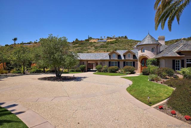 14460 Cheyenne Trl, Poway CA: https://media.crmls.org/mediaz/5656965e-a11d-4423-a2f1-6a101cd563b0.jpg
