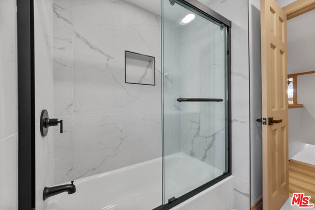 1722 E Turmont Street, Carson CA: https://media.crmls.org/mediaz/5656d529-e329-4d7d-a13f-82b617094508.jpg