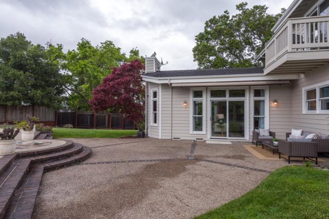 510 Oak Park Way, Redwood City CA: https://media.crmls.org/mediaz/5657522b-304b-4fb2-8e91-8a81ffddc805.jpg