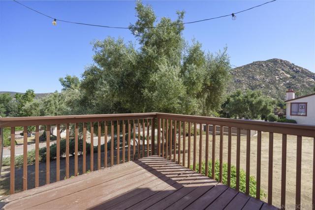 15829 Davis Cup Lane, Ramona CA: https://media.crmls.org/mediaz/5657c780-8fa2-418d-8eaf-326a53f84094.jpg