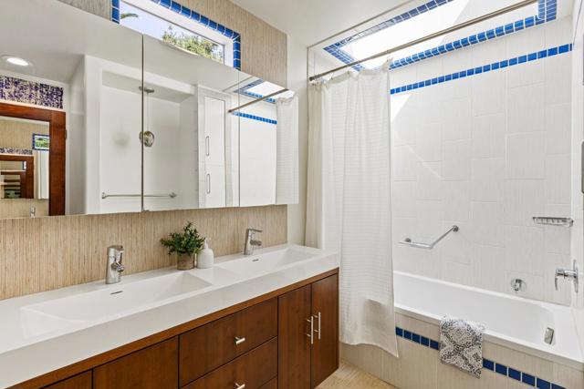 212 Gilbert Avenue, Menlo Park CA: https://media.crmls.org/mediaz/5657c993-1fb3-41de-8c6c-671246e1059b.jpg