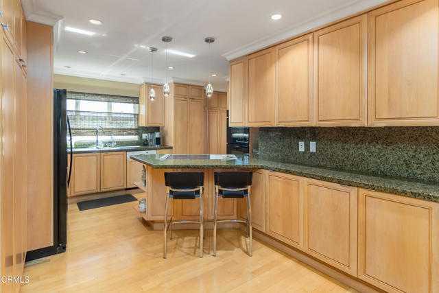 Image 15 of 33 For 950 Orange Grove Boulevard D