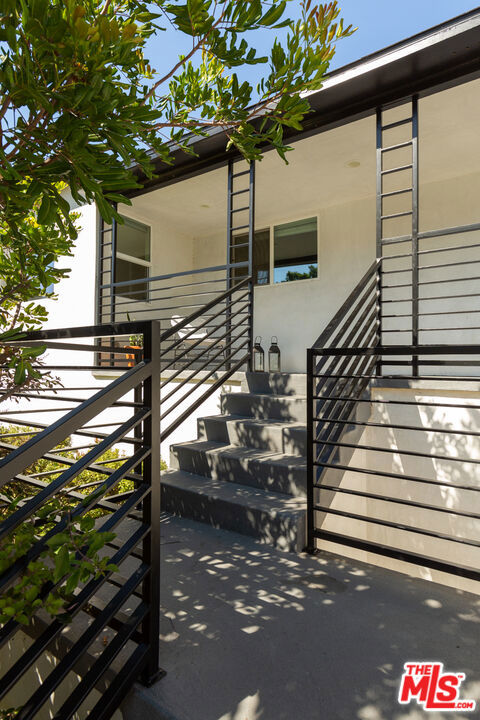 Image 2 for 5130 Inadale Ave, Los Angeles, CA 90043