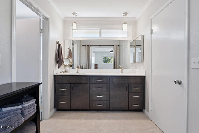 354 Larch Crest Court, Newbury Park CA: https://media.crmls.org/mediaz/5658451d-42a2-4aa7-ae59-a76838ca9656.jpg
