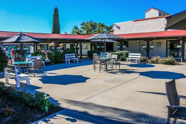 12415 Horado Road, San Diego CA: https://media.crmls.org/mediaz/5659154f-5985-4021-ba97-939f32bb5456.jpg