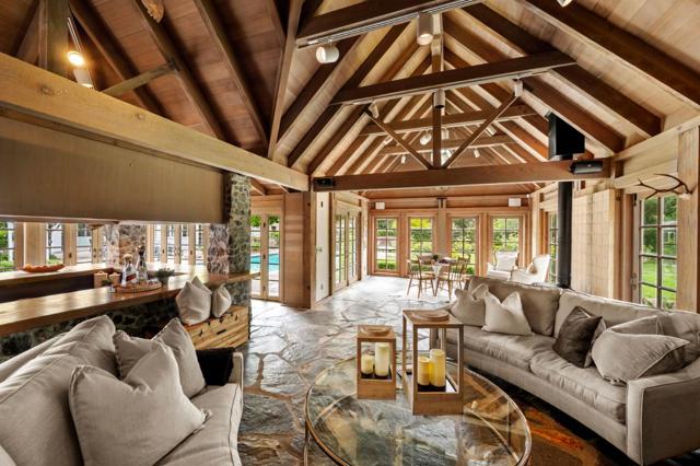 37 Lupin Lane, Atherton CA: https://media.crmls.org/mediaz/56593cd7-998a-4f82-b6bd-a77bcef9b6d2.jpg