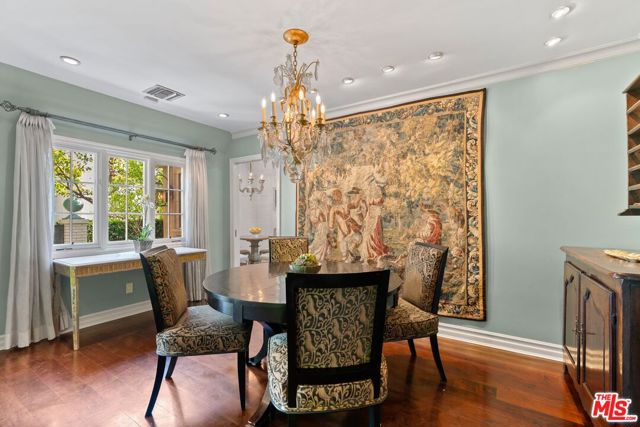 9053 Elevado Street, West Hollywood CA: https://media.crmls.org/mediaz/5659a93a-48e8-4e19-82cb-7874393f229a.jpg